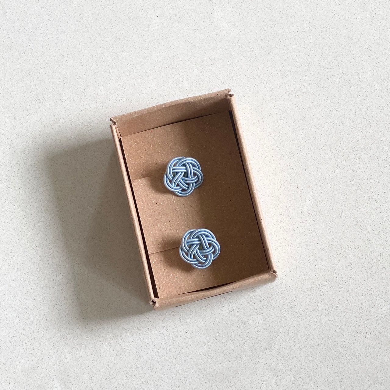MIZUHIKI Piercing earrings | PLUM Flower