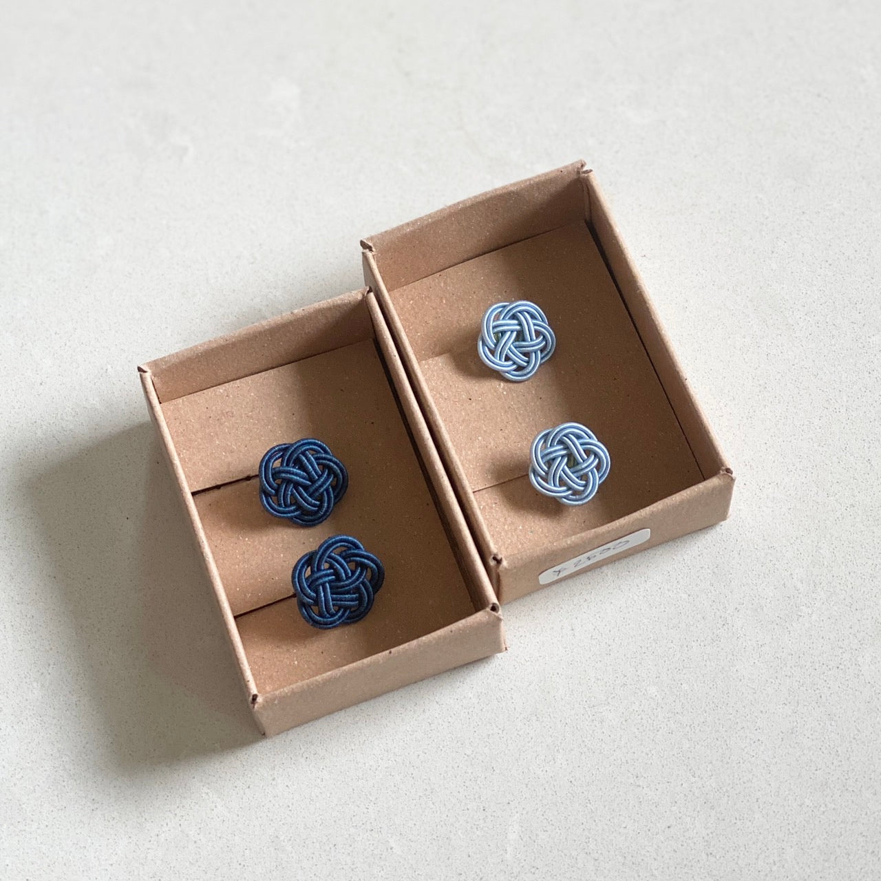 MIZUHIKI Piercing earrings | PLUM Flower