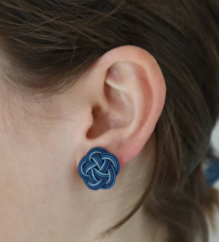 MIZUHIKI earrings | PLUM Flower