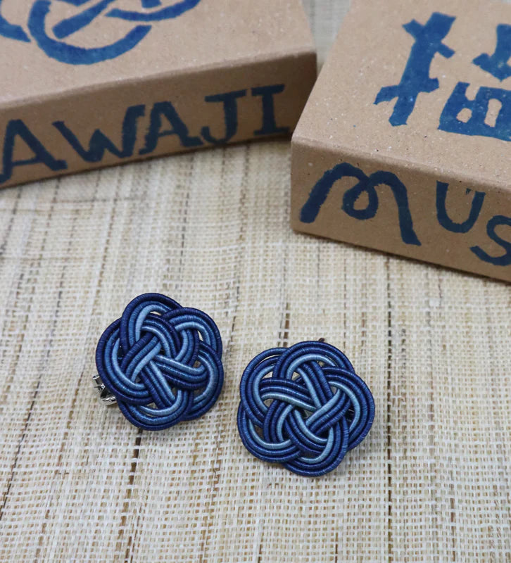 MIZUHIKI earrings | PLUM Flower