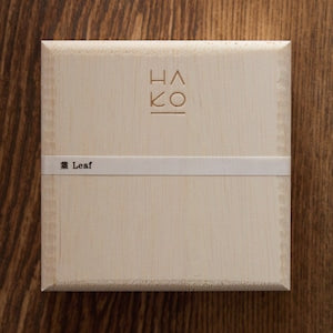 RENEWAL | HAKO Incense Box set of six with a plate.