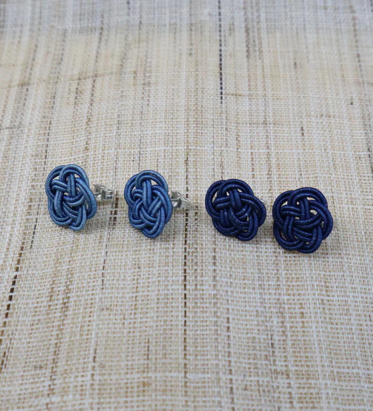 MIZUHIKI Piercing earrings | PLUM Flower